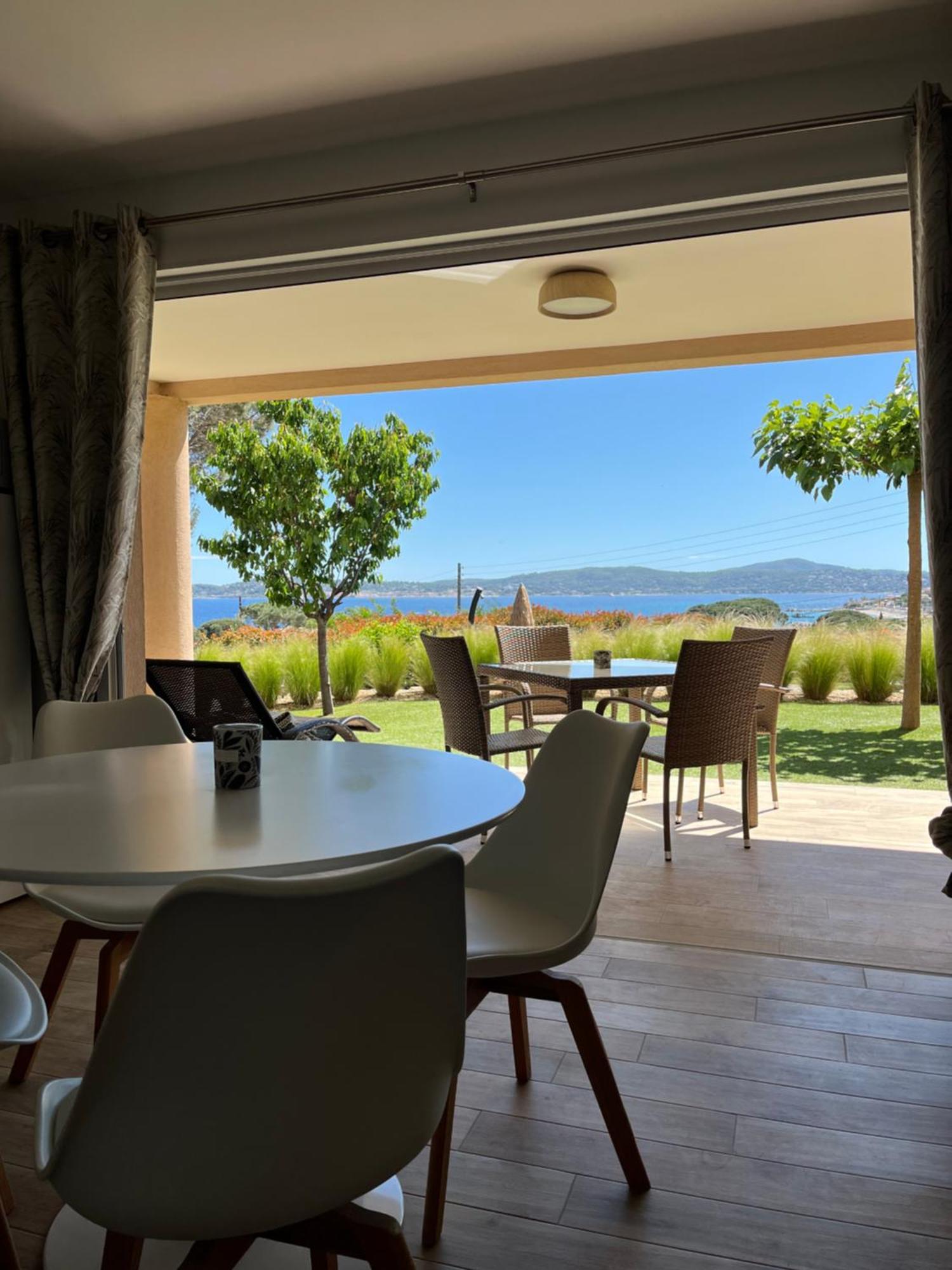 La Bastide Du Soleil Appartement Sainte-Maxime Kamer foto